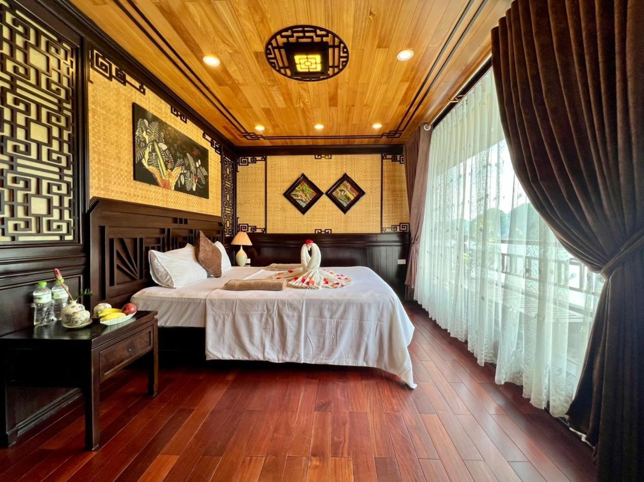 Готель Cozy Boutique Cruise Dong Khe Sau Екстер'єр фото