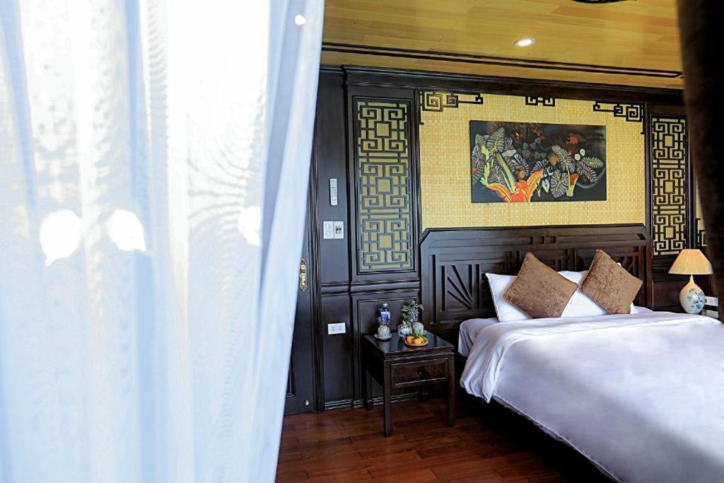 Готель Cozy Boutique Cruise Dong Khe Sau Екстер'єр фото