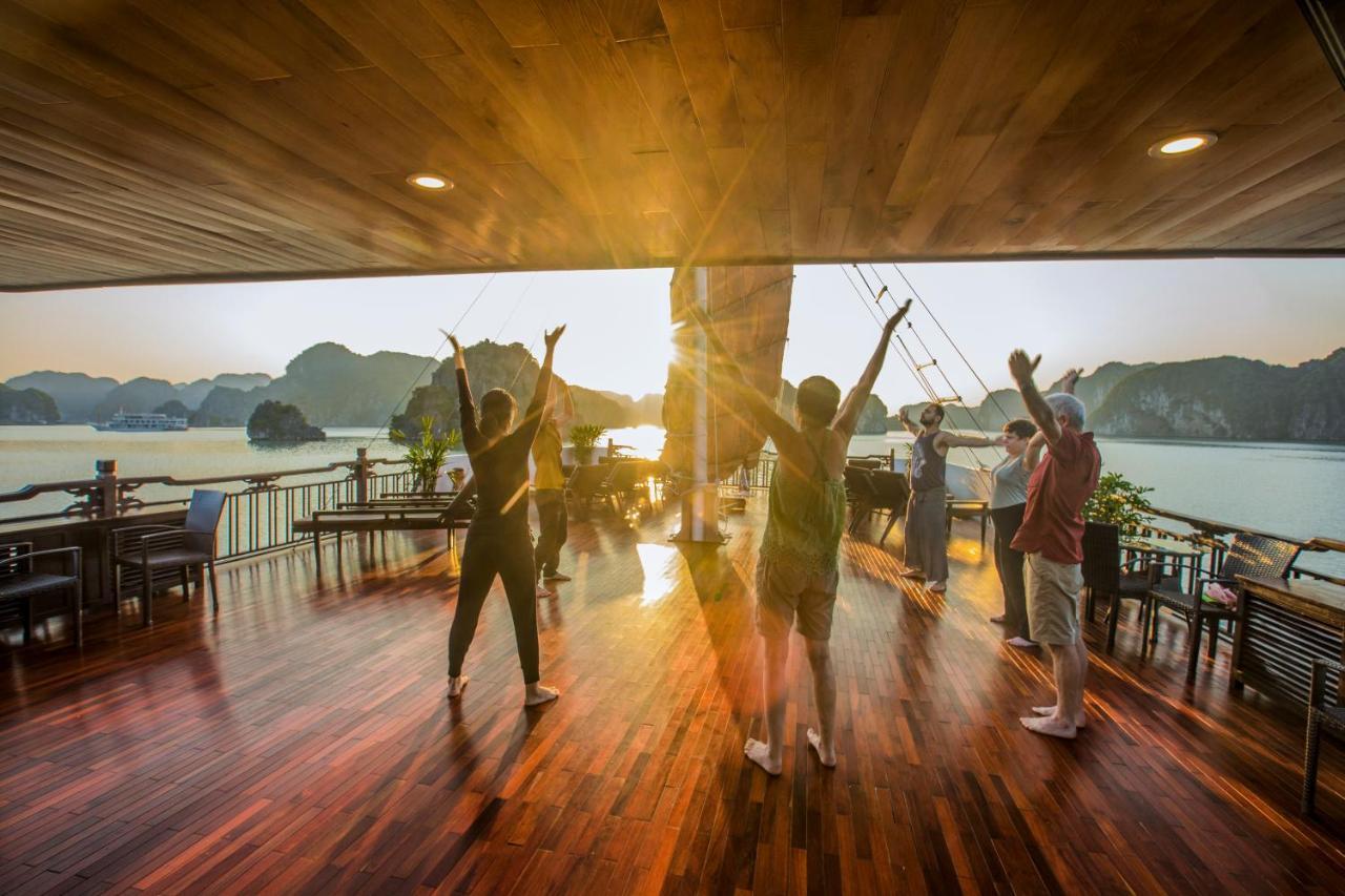 Готель Cozy Boutique Cruise Dong Khe Sau Екстер'єр фото